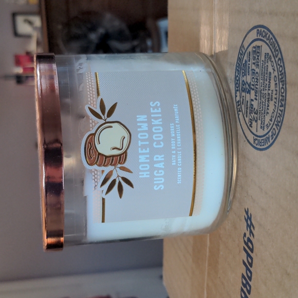 B&BW Hometown Sugar Cookie Candle - Picture 1 of 4